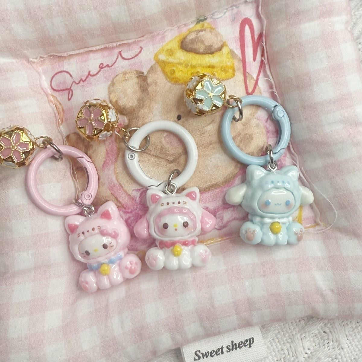 New Sanrio Bell Keychain Cartoon Student Schoolbag Cute Pendant Girl Accessories Best Friend Gift
